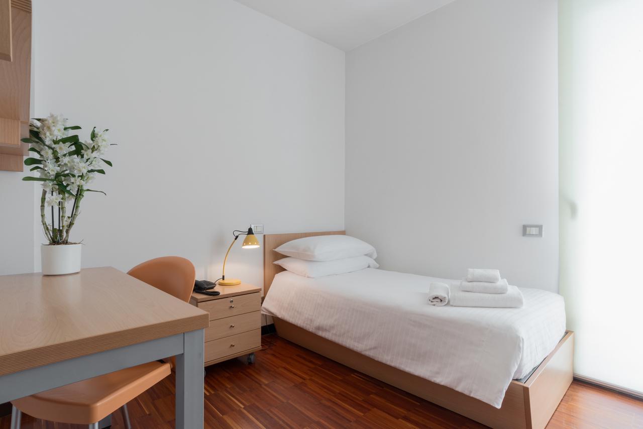 Camplus Lambrate Casa Per Ferie Mailand Exterior foto